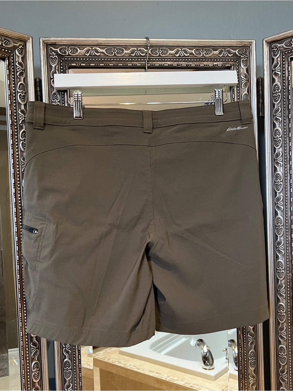 Eddie Bauer Slate Green WR Rainier Shorts - Sz 10 - Picture 4 of 7
